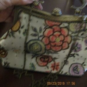 Dressy dinner handbag